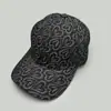 Bonés de Beisebol Retrô com Listras Jacquard e Flores de Amor para Primavera e Outono para Homens e Mulheres Proteção Solar Casual Personalizado Bico de Pato Atacado