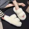 Chinelos Peludos Quentinhos para Casa para Mulheres Usarem Fora Outono e Inverno 2024 Nova Moda Sola Grossa Barras Paralelas Uma Linha Chinelos de Algodão Tendência Ins