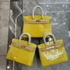 Bolsa Platinum de Couro Patente Brilhante com Padrão de Crocodilo 25-30cm Bolsa Feminina (H02-2530 Crocodilo Bk)