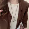 Bolso Pequeño Collar de Cordón de Cuero Sintético Estilo Retro de Hong Kong, Cadena de Suéter Versátil de Media Luna a la Moda, Accesorio de Moda Callejera de Gama Alta para Mujeres