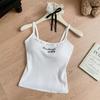 Camisola de Renda de Algodão Bordada para Mulheres com Bojos para Uso Interno e Externo, Lindo Design nas Costas, Top Modelador, Tendência