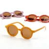Óculos de Sol Infantis Novos e Modernos, Óculos Tendência com Armação Redonda para Meninos e Meninas, Viseiras de Sol Estilo Coreano Anti-UV, Óculos de Proteção Solar