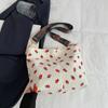 Popular Bolso de Pana con Estampado de Fresas para Mujer Versión Coreana Verano 2024 Nuevo Bolso Cruzado de Hombro Bolso Tote