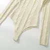 Mono de punto ajustado con diseño de espalda descubierta, textura única y a la moda, para Otoño 2025