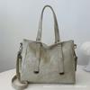 Bolso de gran capacidad para mujer, nuevo bolso bandolera retro, sencillo y combinable, con textura, para ir al trabajo, 2025