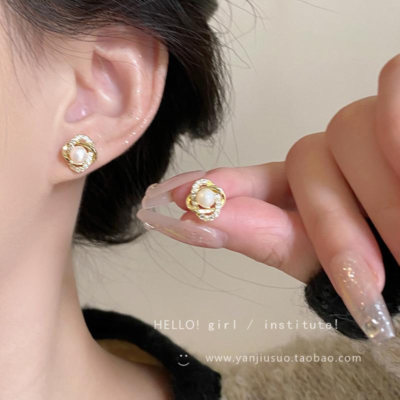 SKU-01-锆石珍珠耳钉-银针