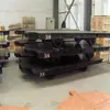 Vehículo de plataforma para transporte minero, vehículo de plataforma para transporte de materiales en túneles, vehículo remolcable para materiales subterráneo