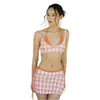 Nuevo conjunto de bikini de tres piezas con cuadros contrastantes de las Spice Girls. Traje de baño Barbie Pink Island Spa Vacation.