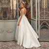 Vestido de Novia de Satén tipo camisón 2026 Estilo Nuevo Inspirado en el Bosque Sencillo con Cola Vestido de Novia Francés Césped Elegante Espalda Descubierta Blanco