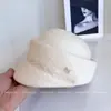 Chapéu de Equitação Elegante de Lã com Tela para Mulheres, Boina Estilosa Versátil de Inverno, Quente e Resistente ao Frio