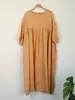 Oferta especial en prendas de muestra para agradecer a los clientes por la liquidación de temporada: vestidos, camisas, faldas, pantalones de pierna ancha y ropa de algodón y lino, disponibles para venta al por mayor mixta