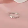 Anillo de Corazón Texturizado para Mujer, Estilo de Lujo Ligero Nicho de Gama Alta, Anillo para Dedo Índice, Sencillo, Moderno, Exquisito, Ajustable, Venta al por Mayor