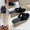 Sandalias Slip-On de Plataforma Gruesa Versátiles 2025 Sandalias Impermeables para Playa Sandalias de Cuña de Paja Sandalias de Tacón Alto para Uso en Exteriores