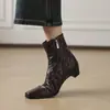 Botines vintage de piel de oveja estilo francés, versátiles para otoño e invierno, adecuados para ir al trabajo, con tacones gruesos, punta cuadrada, cremallera trasera, negros, botas Martin de comercio exterior transfronterizo