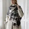 Bufanda Nueva de Imitación Cachemir con Estampado de Caballos para Mujer Otoño/Invierno 2026, Chal Elegante Cálido para Oficina, Calentador de Cuello Engrosado