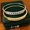 Pulsera con cierre de circonita chapada en oro real de 18 quilates estilo francés, sensación de nicho de alta gama, diseño simple y versátil