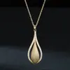 Comercio Exterior Estilo Europeo y Americano Artesanía Cepillada Gota de Agua Moissanita Juego de Collar y Pendientes Retro de Gama Alta Joyería de Plata de Ley S925