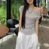 Camisa de Manga Curta com Ombro Caído para Mulheres Verão Nova Quente Menina Emagrecedora Gola Bardot Listrada Top de Estudante