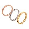Anillo de pareja de acero inoxidable con borde cruzado, diseño de cadena hueca con personalidad de moda, joyería de acero de titanio en oro rosa para mujer