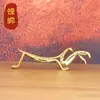 Novo Ornamento de Libélula de Latão Antigo Estilo Chinês Criativo Pet de Chá para Casa Decoração de Mesa de Escritório Brinquedo Antigo Suprimento para Barraca de Rua