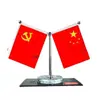 Adornos de bandera roja para coche al por mayor, banderas rojas patrióticas pequeñas para el coche, banderas rojas de cinco estrellas para decoración del salpicadero, escritorio de oficina y sala de conferencias