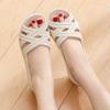Sandalias blancas de plástico con punta abierta para mujer, nuevas sandalias de verano 2024, antideslizantes, planas, transpirables, impermeables, de suela suave, para enfermeras y trabajadores.