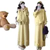 Conjunto de Punto Coreano Nuevo Estilo Otoño/Invierno 2026 para Maternidad, Conjunto de Punto para Maternidad con Top y Falda que Reducen la Edad