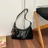 Colección de otoño 2026 transfronteriza: bolso de hombro ligero, moderno y elegante, perfecto para el trabajo y los desplazamientos, bolso de mano versátil