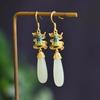 Pendientes Gota de Agua de Jade Blanco Penglai Xianlou para Mostrar Rostro Delgado Pendientes Elegantes Estilo Palacio Retro Chino Pendientes de Plata 925