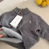 Suéter de Forro Polar para Niños 2025 Invierno Niños Marca de Moda Cárdigan Tejido Bebé Niños Chaqueta Gruesa y Cálida Venta al por Mayor