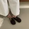 Zapatos Zuyaolan tipo Birkenstock sin cordones con intrincado diseño de bordado y suela suave para uso casual