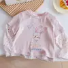Camiseta Manga Longa Estampada de Coelho Desenho Animado para Meninas Nova Estação Primavera e Outono Versátil para Bebê Camisa Base Falsa de Duas Peças Top Fofo