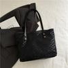 Bolso de Gran Capacidad para Mujeres que Viajan al Trabajo, Bolso Tote Personalizado, Nueva Versión Coreana, Bolso de Hombro Cruzado Versátil de Nicho, Portátil con Clase