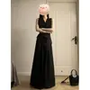 Conjunto de Moda de Alta Gama para Mujer Estilo Francés Maduro, Estilo Minimalista, Conjunto de Moda Nuevo Verano 2026 de Top y Pantalones