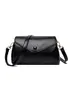 Bolsa cilíndrica simples retrô de luxo leve com tampa flip-top nova para mulheres, casual, fashion, versátil, de ombro e transversal de grande capacidade, tendência