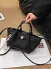 Simple y Elegante, Moderno y de Alta Gama, de un Solo Hombro, Cruzado, de Mano, Elegante y Versátil, Piel, Bolso Nube para Mujer Invierno 2025