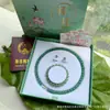 Conjunto de Colar de Jade Dongling Contas Redondas Corrente da Mãe Brincos Pulseira Pulseira Conjunto de Jade Natural Luxo Leve Sensação de Alto Padrão Mulheres