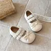 Zapatos de Princesa con Lazo para Niñas 2026 Primavera/Verano Nueva Moda Infantil Versátiles Mary Jane Zapatos Pequeños de Cuero Zapatos de Perla Individuales