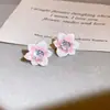 Charme Delicado e Feminino~ Brincos de Flor com Zircônia e Pérola, Brincos de Luxo Leve e de Alta Qualidade, Doces e Delicados, Brincos Versáteis para Mulheres