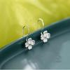 Brincos de Flor em Prata de Lei S925 Estilo Japonês Feminino Frescos e Fofos Brincos de Pétalas Doces Versáteis Distintivos Super Imortais Moda