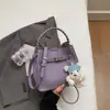 Bolsa de mão estilosa e simples Shuai Mi Jia, pequena bolsa tote para mulheres, nova bolsa balde de verão 2026, bolsa de ombro e transversal para o dia a dia