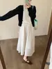 Suéter Fino Protetor Solar de Abotoadura Simples Feminino Verão Solto Emagrecedor Blusa de Manga Curta Longa Crochê Vazado Cardigã Branco