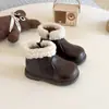 Sapatos de Menina Botas Martins Infantis 2024 Inverno Novo Estilo Meninas com Forro de Lã Duas Botas de Algodão Sapatos de Algodão Quente para Bebê Botas de Couro