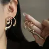 ¡WowPendientes de Estilo Metálico Minimalista de Lujo con Diseño Retro Floral Europeo y Americano, Corazón Hueco y Perlas