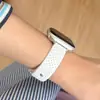 Correa de Silicona para Reloj con Puntos Pequeños Láser Compatible con Apple Watch iwatch 1/2/3/4/5/6/7/8/9/10 Ultra/SE