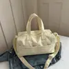 Bolsa Casual Feminina de Grande Capacidade 2026 Nova Estrela Bolsa Tote Almofada Tendência Simples Ombro Transversal Bolsa de Viagem