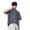 Camiseta Retro Americana para Hombre con Cuello Henry de Manga Corta, Top Rayado de Verano de Moda para Parejas con Diseño High Street y Mangas Medias Abotonadas