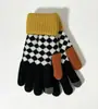 Guantes gruesos de lana cálidos de invierno para adulto con forro polar, puño de doble capa a rayas y cuadros jacquard de punto