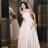 Vestido de Noiva Leve Tomara-que-caia Estilo Francês para Noivas, Vestido Simples de Cetim Petite para Noivado, Vestido Formal Branco para Registro de Casamento, Elegante Vestido de Casamento