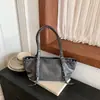 Nova Bolsa de Mão Feminina Outono 2026 Bolsa Tote de Alta Qualidade para o Dia a Dia Bolsa de Ombro Transversal de Grande Capacidade